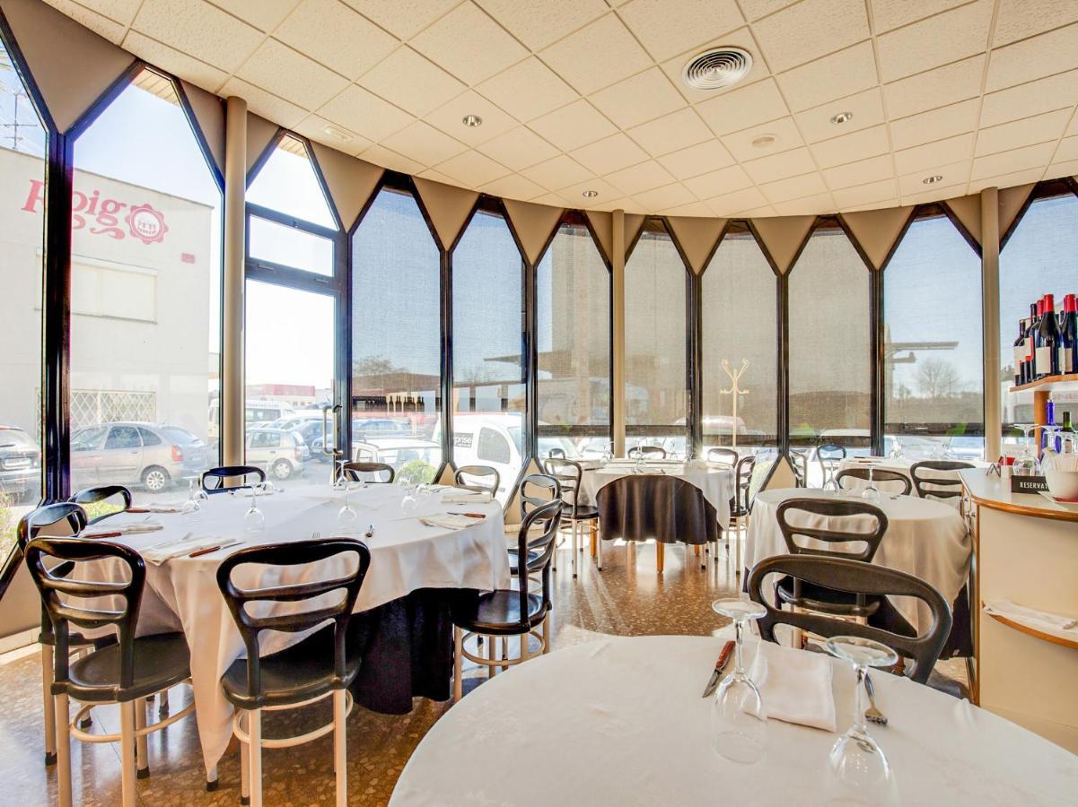Hotel Restaurante Blanc I Negre 2 Agramunt Екстериор снимка