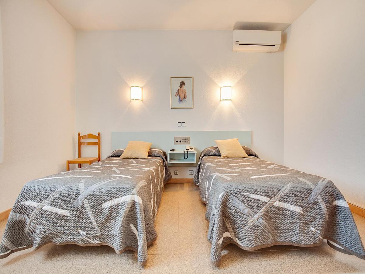 Hotel Restaurante Blanc I Negre 2 Agramunt Екстериор снимка